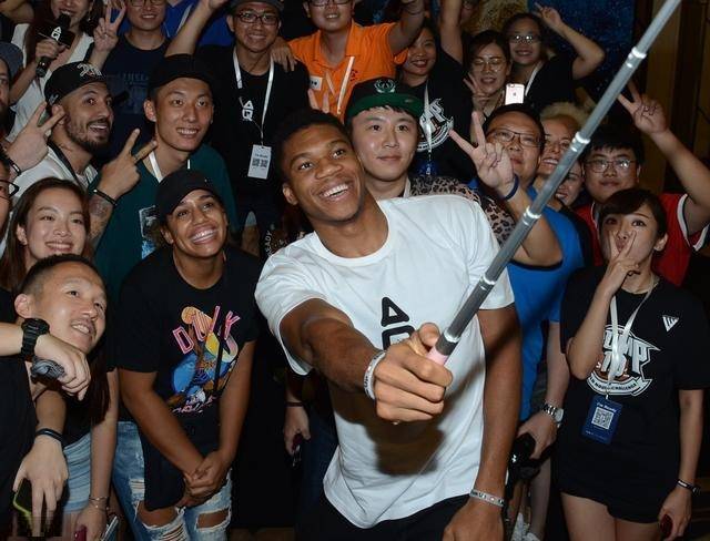 束后迅速回 束后迅速回