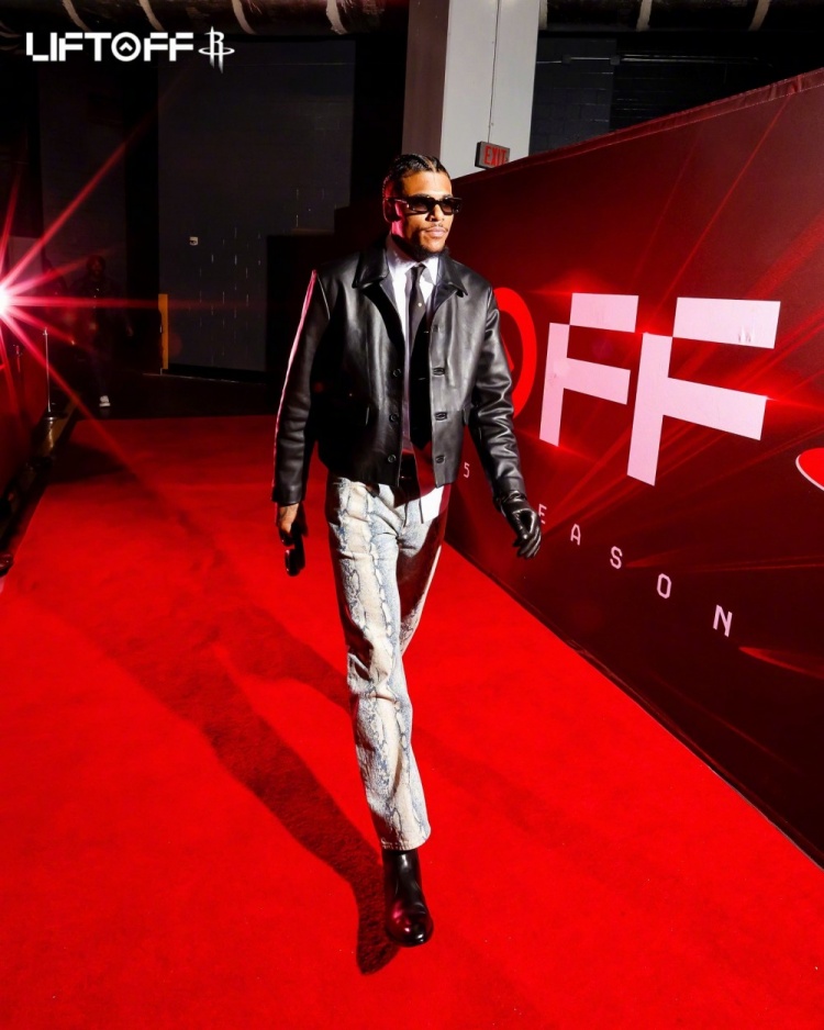 反对者抨击 反对者抨击