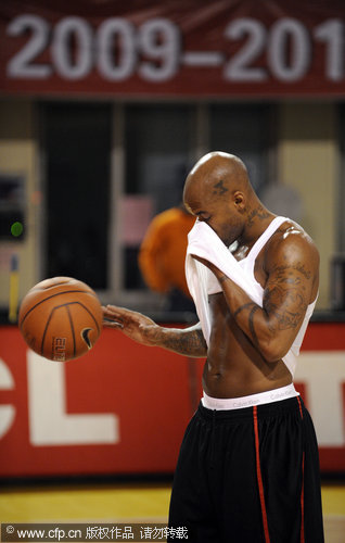 的身体对抗 的身体对抗